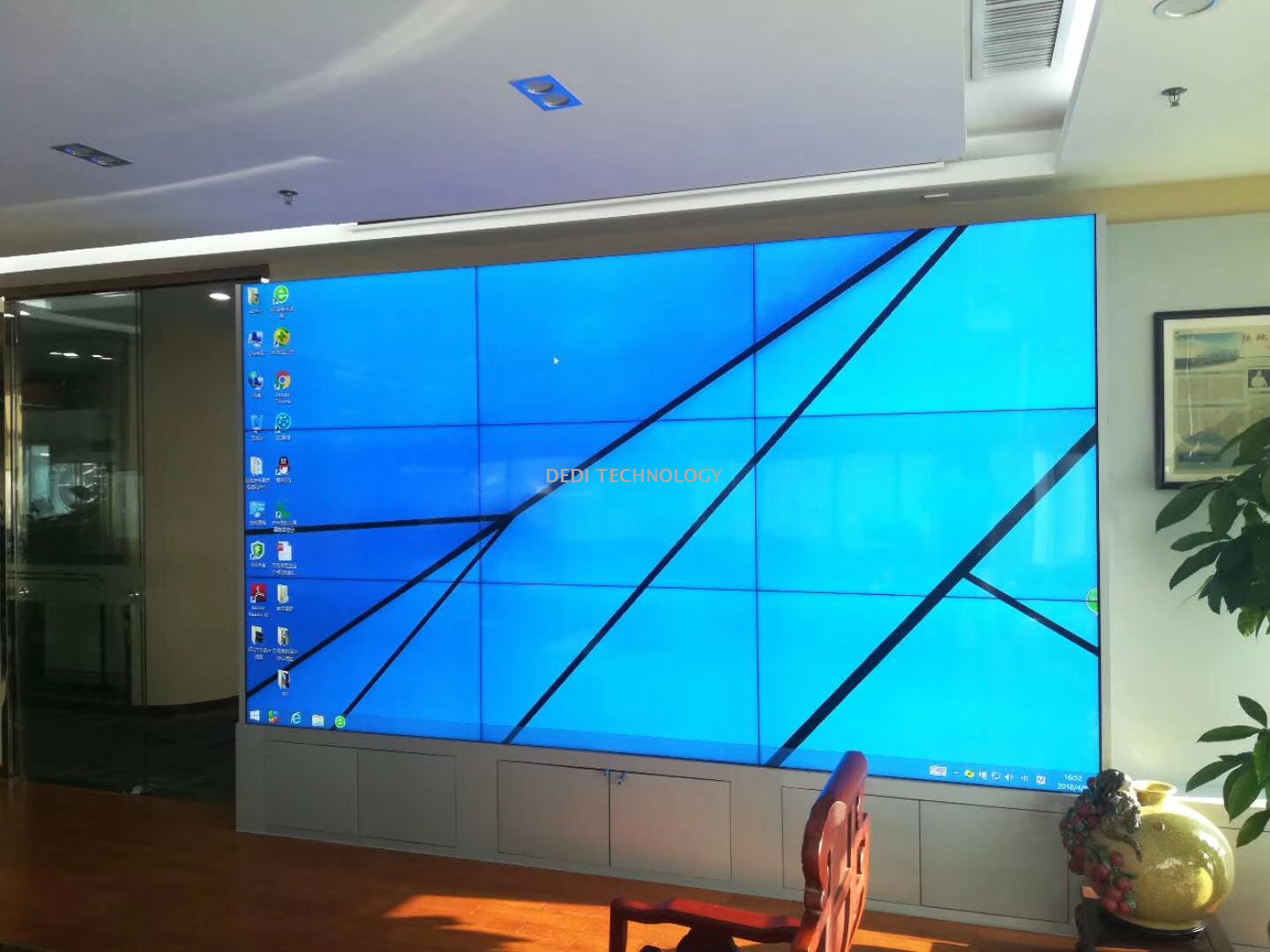 55" LED Display Big Screen LCD Video Wall Display